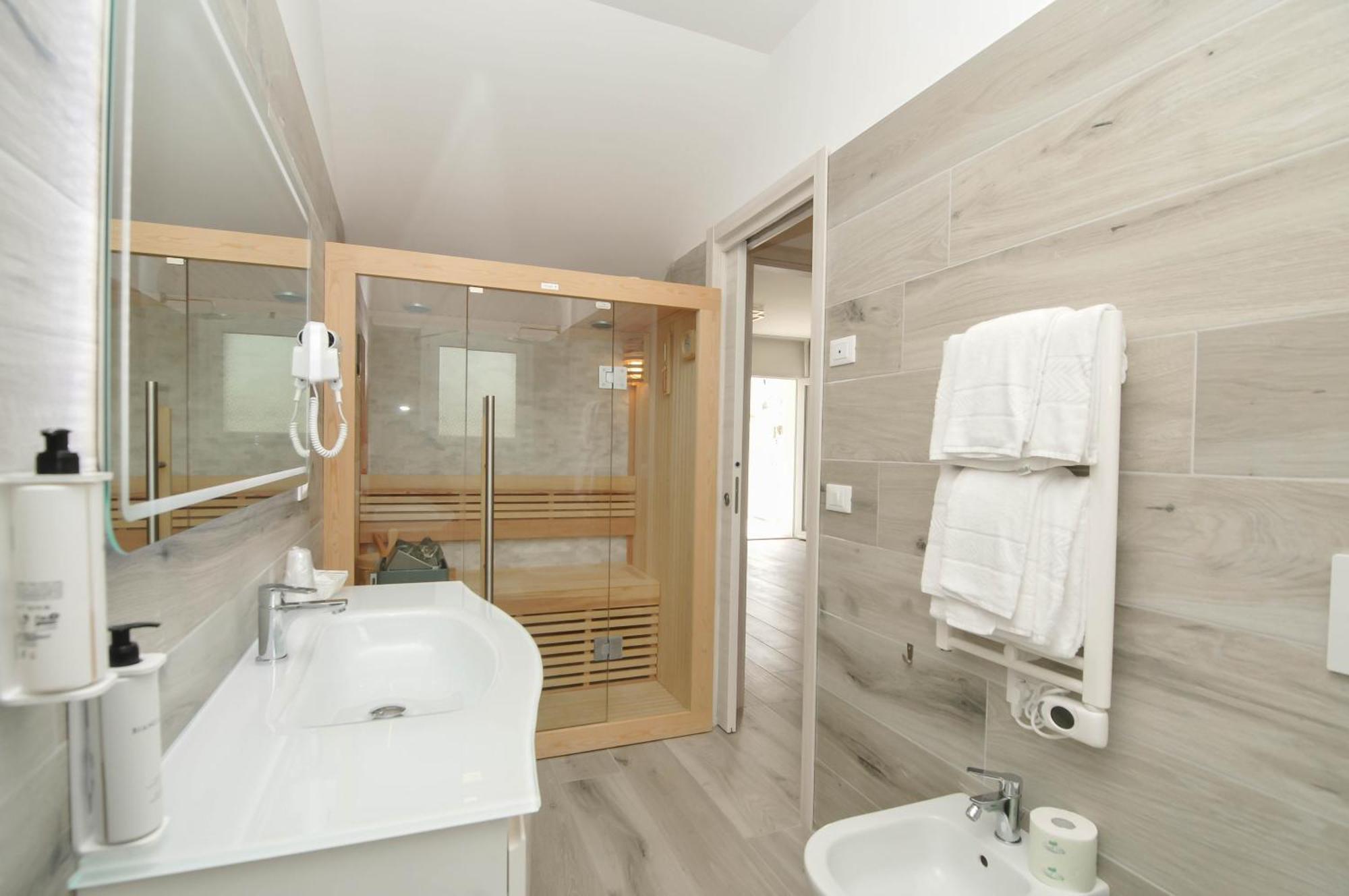 Marina Suites & Apartments 4 Stelle S 卡奥莱 外观 照片